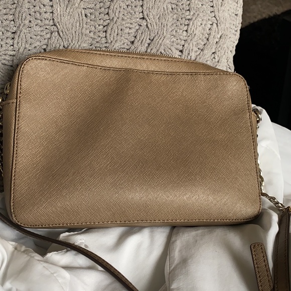 Michael Kors Jet Set Crossbody - Picture 4 of 4